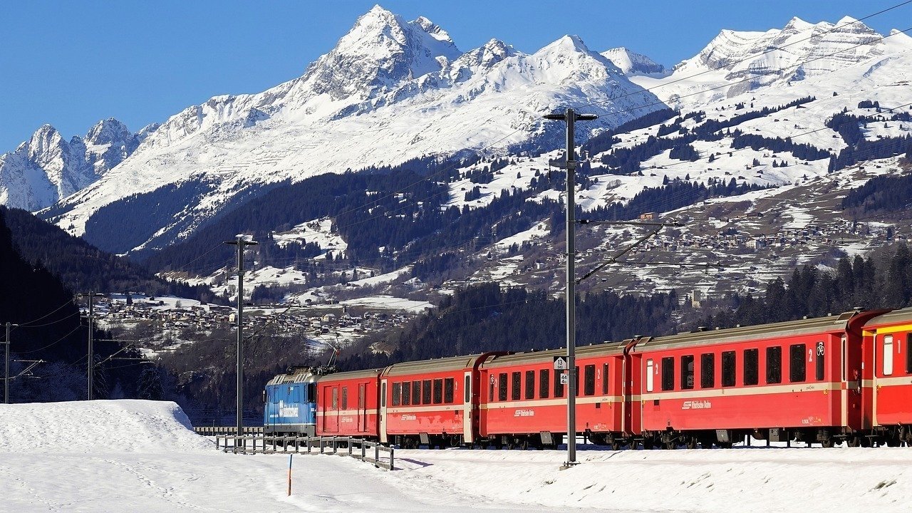 Trein_Alpen_WISPO-Duurzaam-Reizen