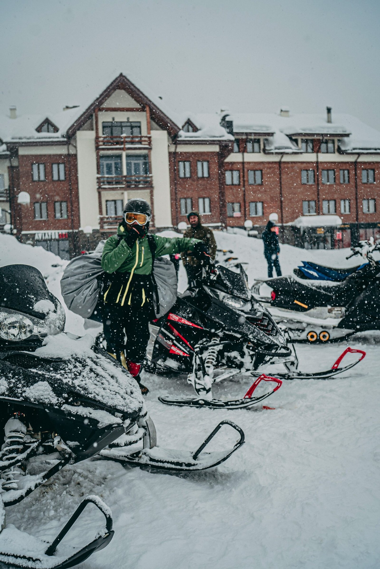Skien-in-Gudauri-Georgie-Wispo-Skien-in-Gudauri-Georgie-Wispo-beqa-shavidze-pc8JnWM3znA-unsplash