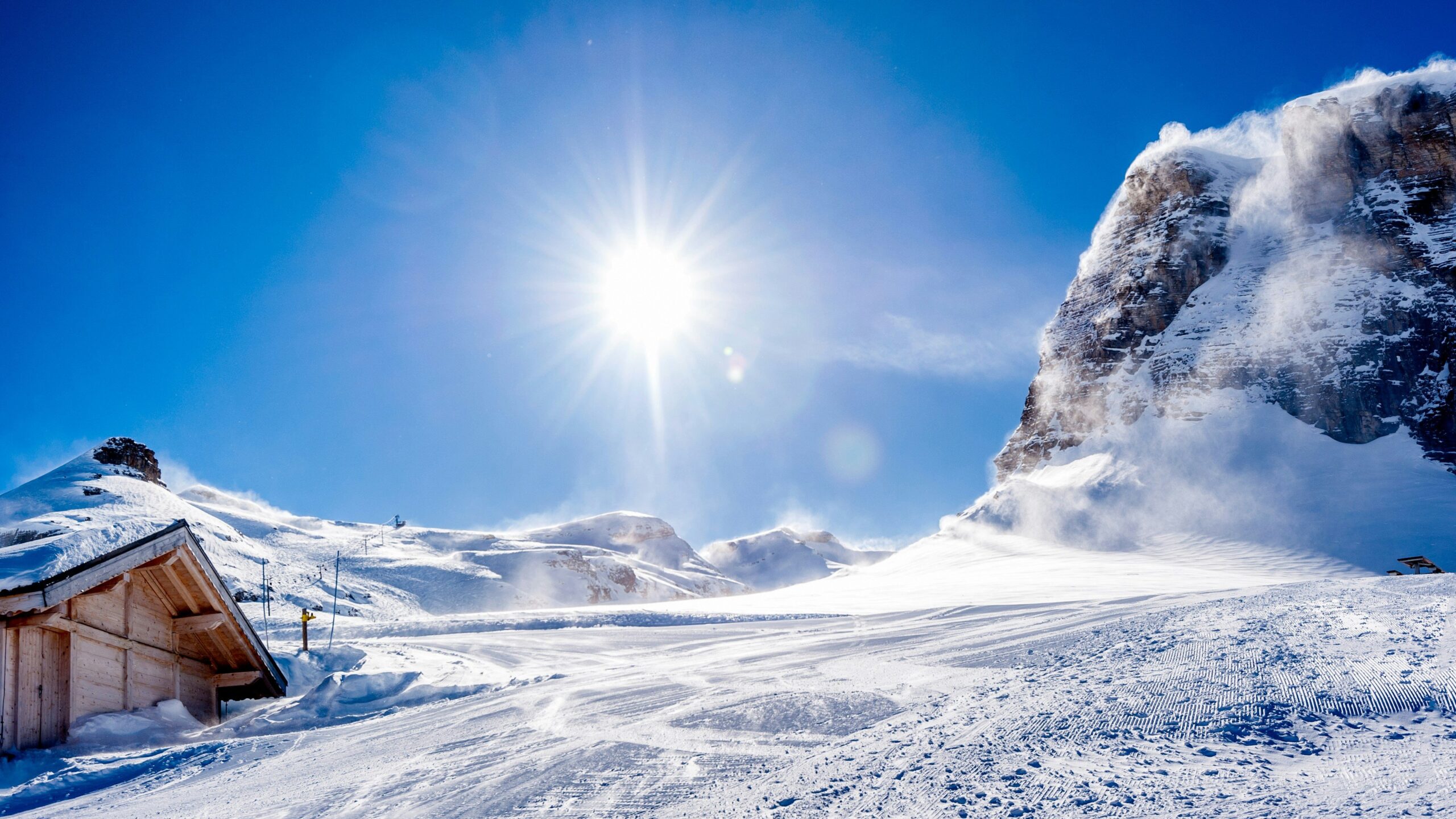 Banner-Samoens-Picture-by_Mark-Fairhurst