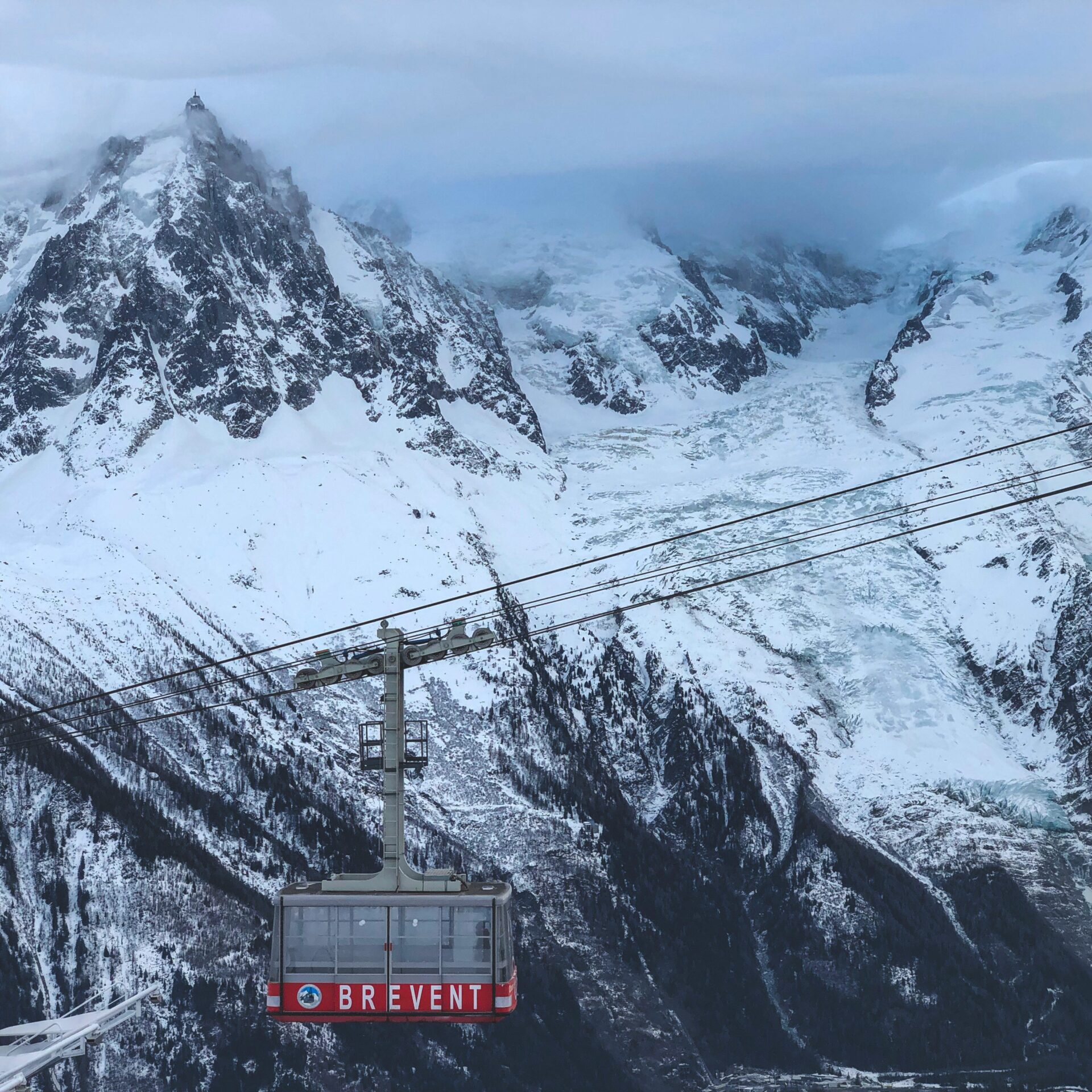 Chamonix-Mont-Blanc-Wispo-by-Ricardo-Frantz